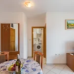 Pinta Mit Grossem Garten By Interhome