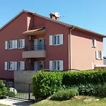 Apartmán Pinta Mit Grossem Garten By Interhome Dajla