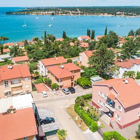 Pinta Mit Grossem Garten By Interhome * Dajla