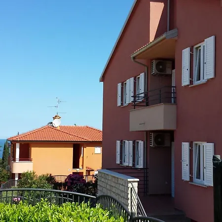 Pinta Mit Grossem Garten By Interhome Apartment *