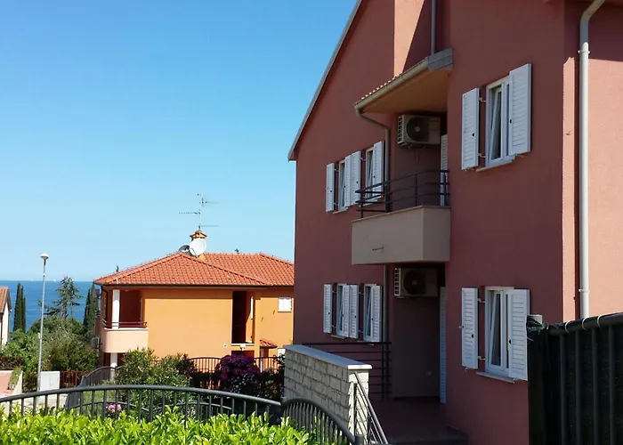 Pinta Mit Grossem Garten By Interhome Apartment *